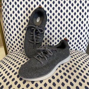 Dr. Scholl's Gray Wool Shoes Size 8